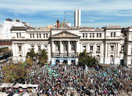 La Justicia frenó el decreto que suspendía la ley de financiamiento&nbsp;universitario